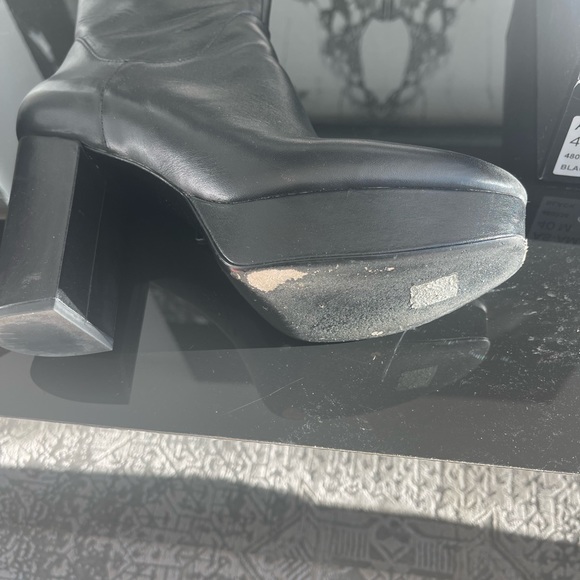 Amazon Platform Boot
ASH - Picture 8 of 10